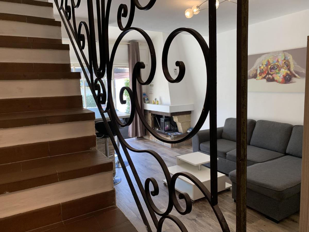 Appartement Maenat Borgo  Exterior photo
